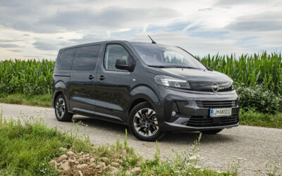 Testni nasvet: Opel Zafira M Elegance 2.2 Start/Stop: avtomobilski multipraktik