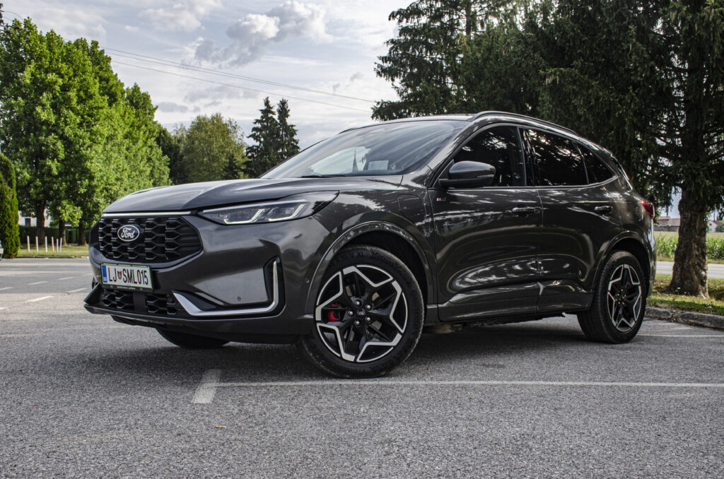 Ford Kuga PHEV