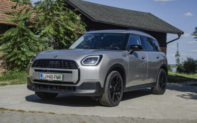 Testni nasvet: Mini Countryman ONE: Mini ki ne stavi le na čustva