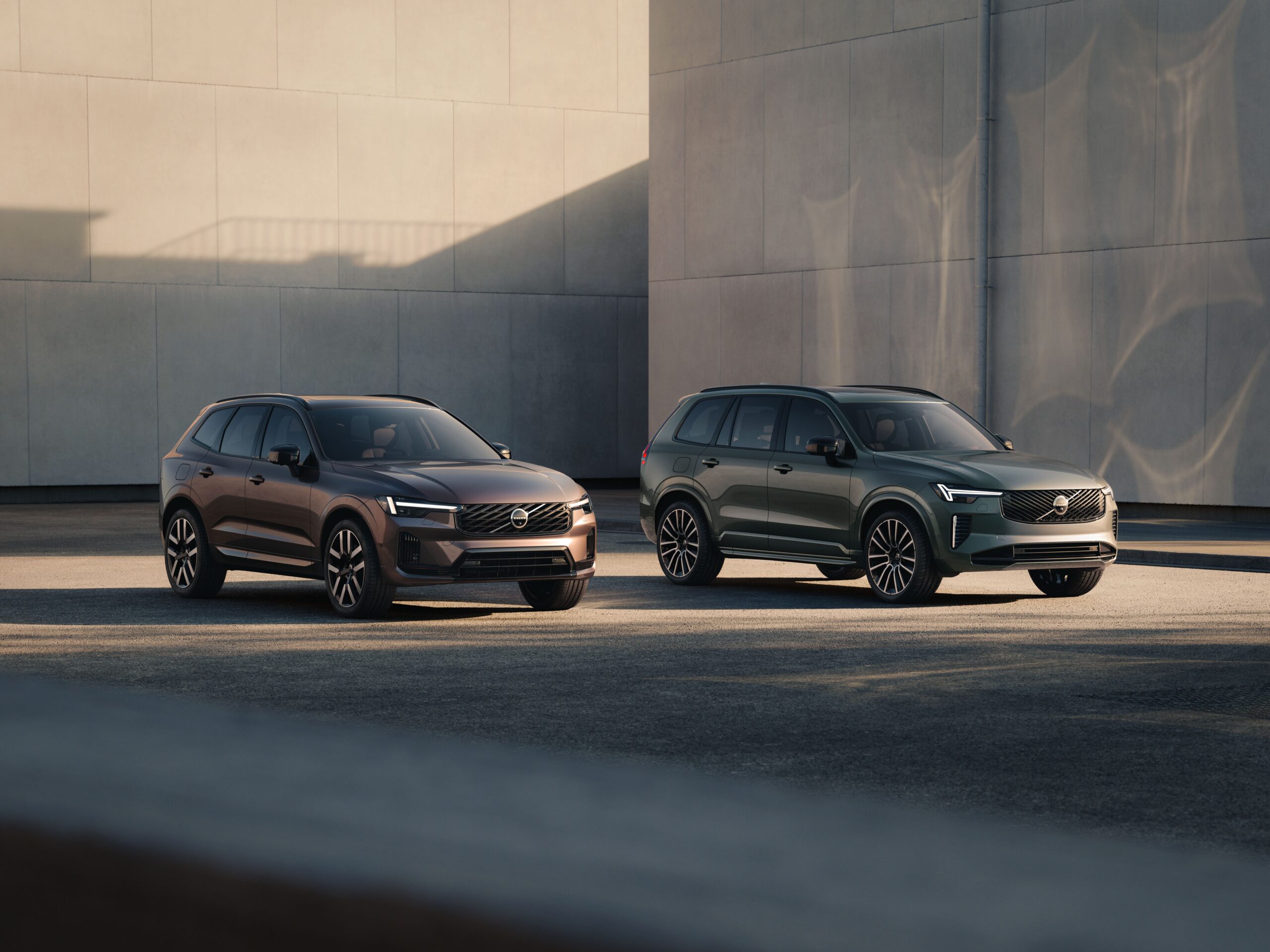Volvo spreminja pravila igre: priključni hibrid z 200 kilometri dosega